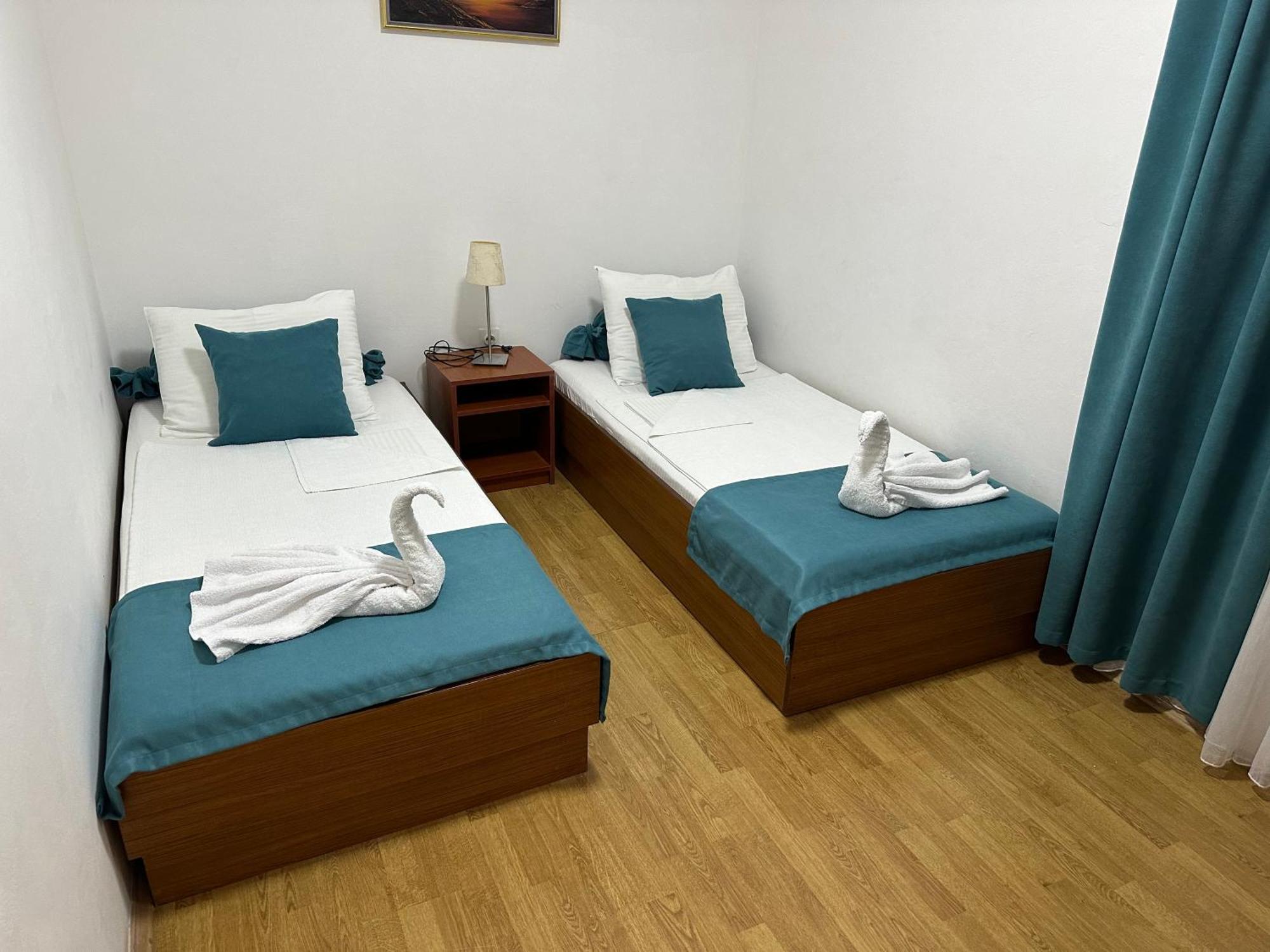 Apartments Kovinic تيفات المظهر الخارجي الصورة