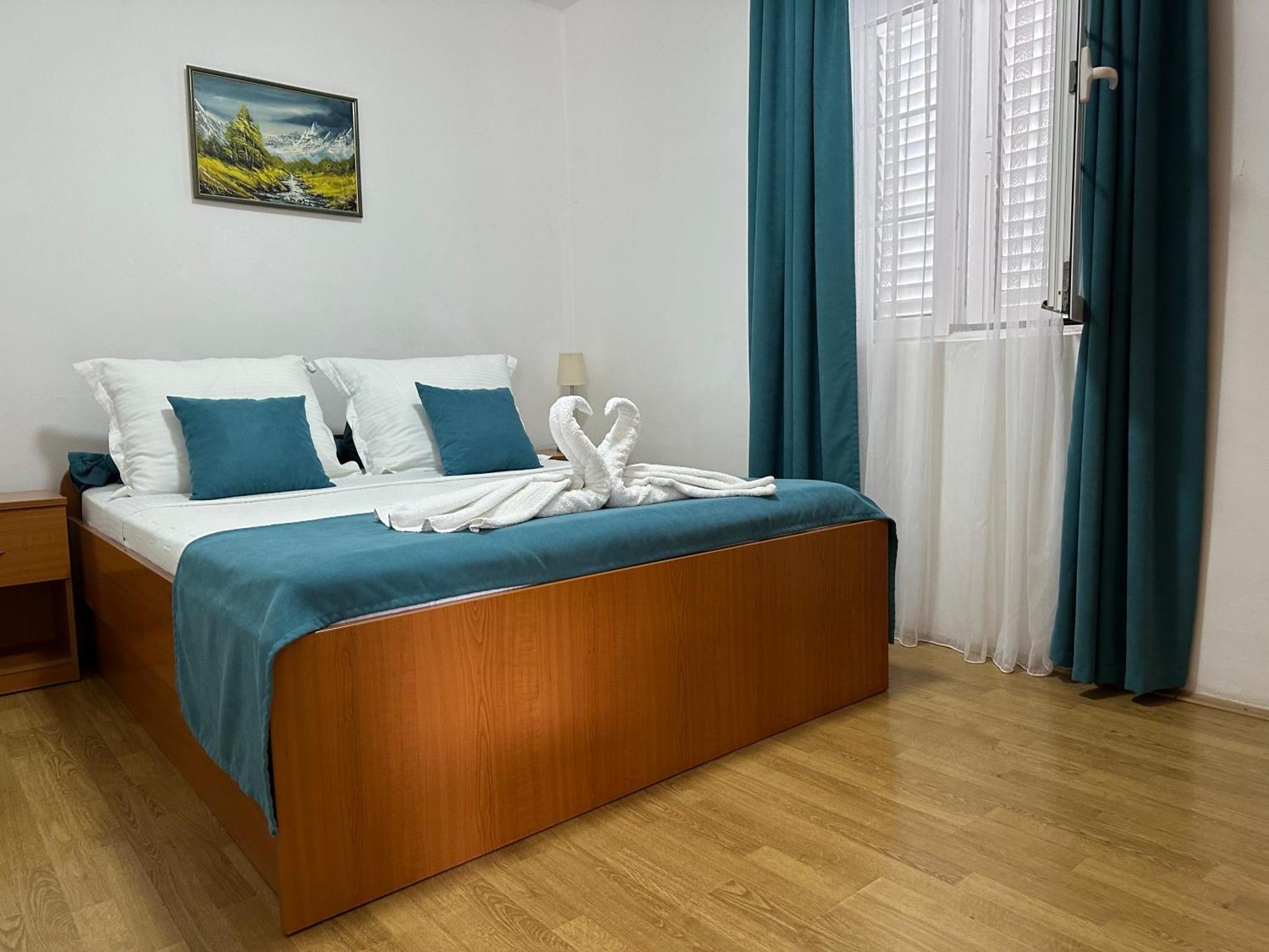 Apartments Kovinic تيفات المظهر الخارجي الصورة
