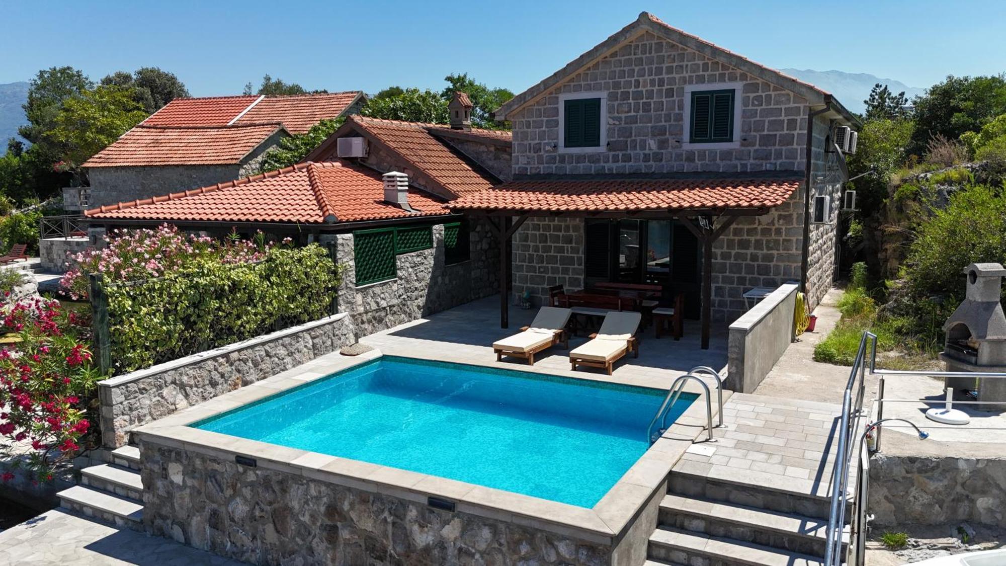 Apartments Kovinic تيفات المظهر الخارجي الصورة