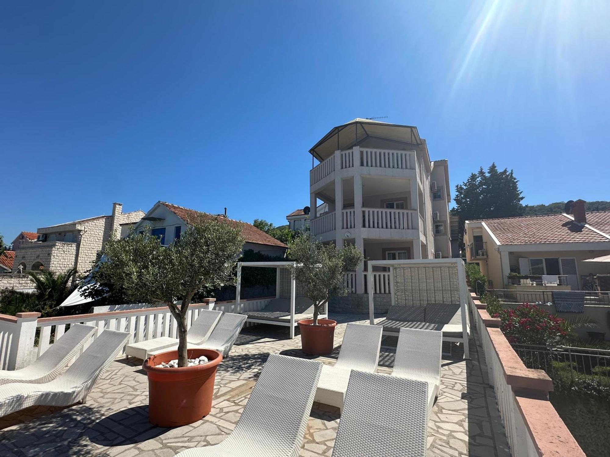 Apartments Kovinic تيفات المظهر الخارجي الصورة